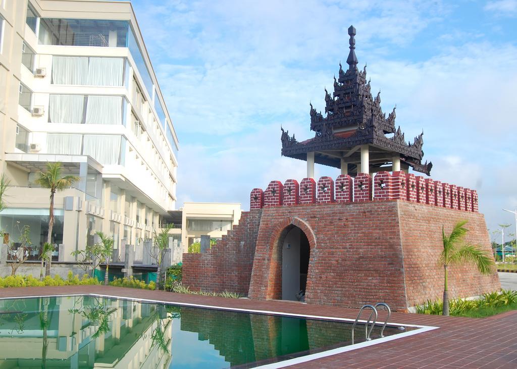 Man Myanmar Hotel Naypyidaw Extérieur photo