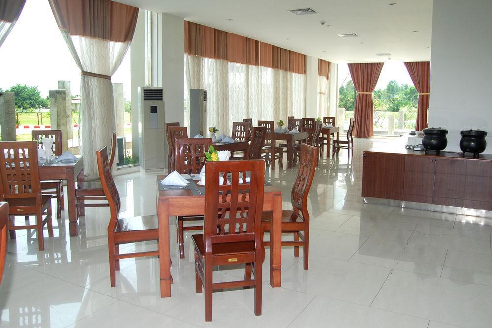 Man Myanmar Hotel Naypyidaw Extérieur photo