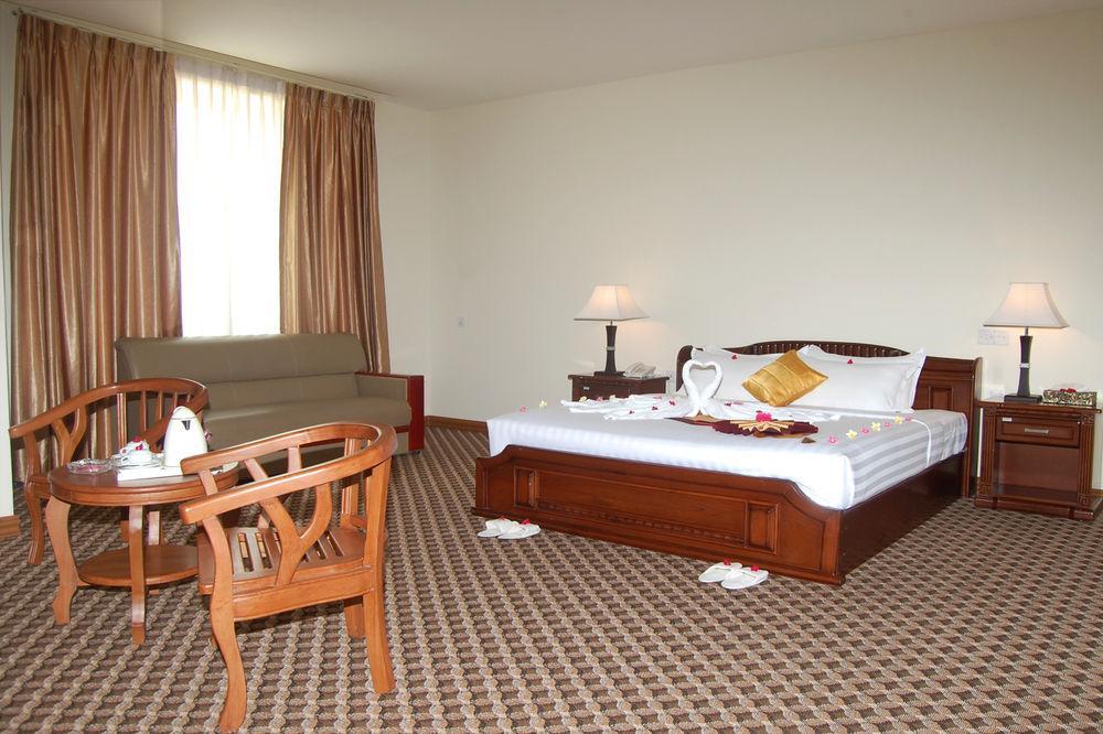 Man Myanmar Hotel Naypyidaw Extérieur photo